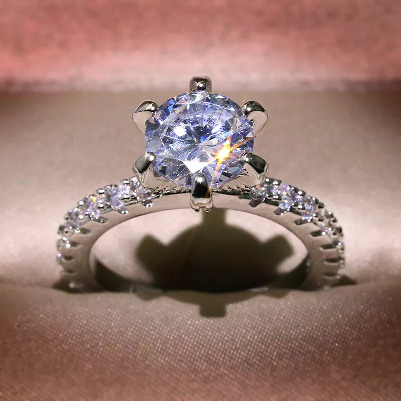 WEDDING ZIRCON RING