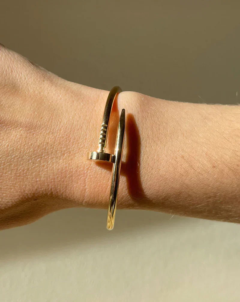 NAIL BRACELETSTAINLESS STEEL
