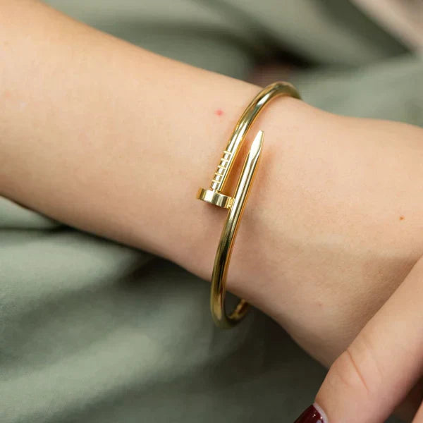 NAIL BRACELETSTAINLESS STEEL